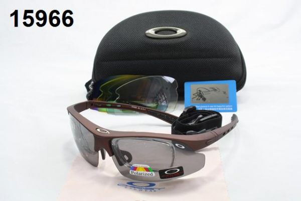 15966 - Oakley