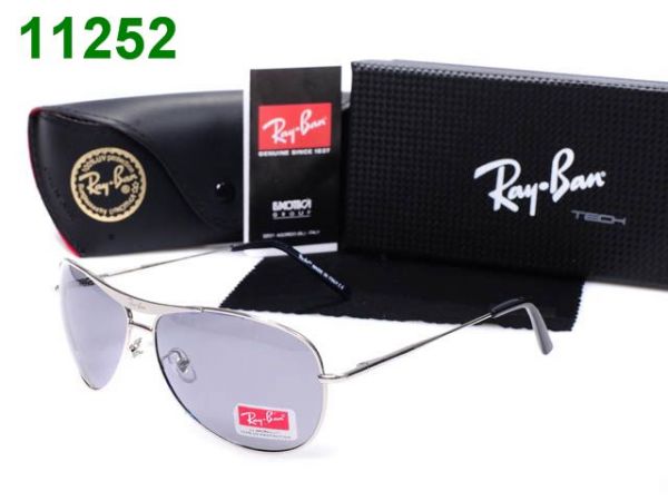 11252 - RayBan